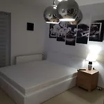 Private Room Rest Studio - Kameralny Bytom Szombierki 2-Room Shared Apartment