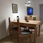 Private Room Rest Studio - Kameralny Bytom Szombierki 2-Room Shared Apartment * Bytom