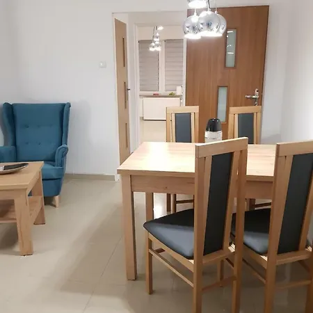 Private Rest - Kameralny Szombierki 2-room Shared Apartamento *